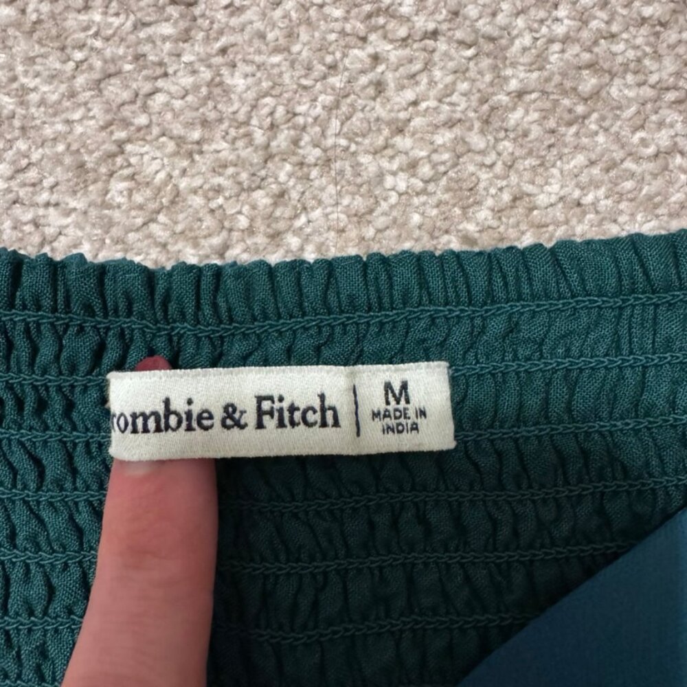 A&F - M - Green Balloon Sleeve Cropped Blouse - Picture 3 of 4